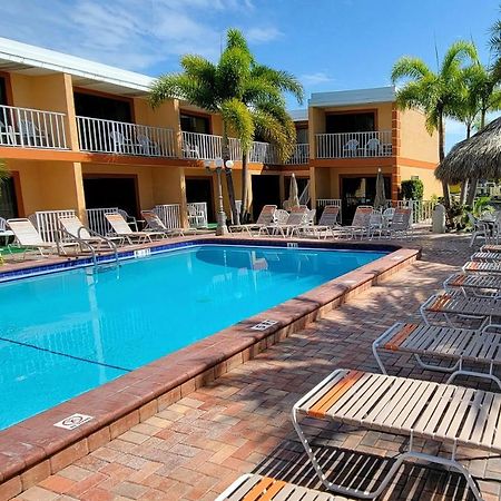Satellite Motel St. Pete Beach Kültér fotó