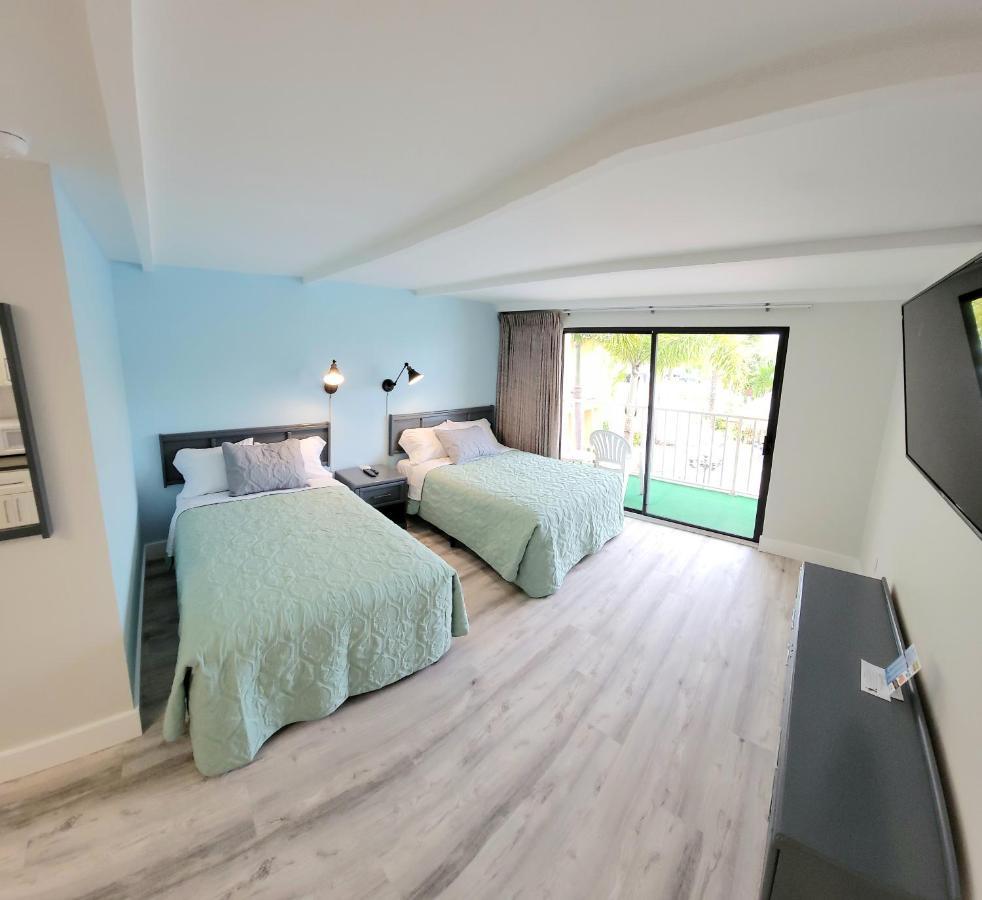 Satellite Motel St. Pete Beach Kültér fotó